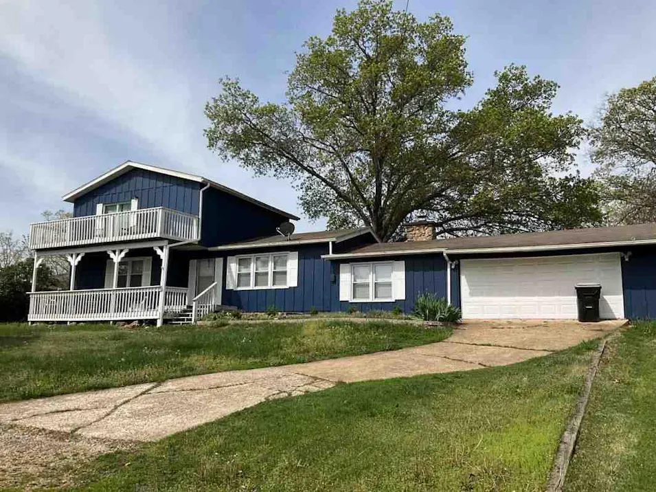 911 Georgene Rd Camdenton, MO 65020, Camden County