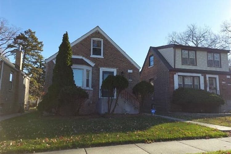 9137 Chappel Ave Chicago, IL 60617, Cook County