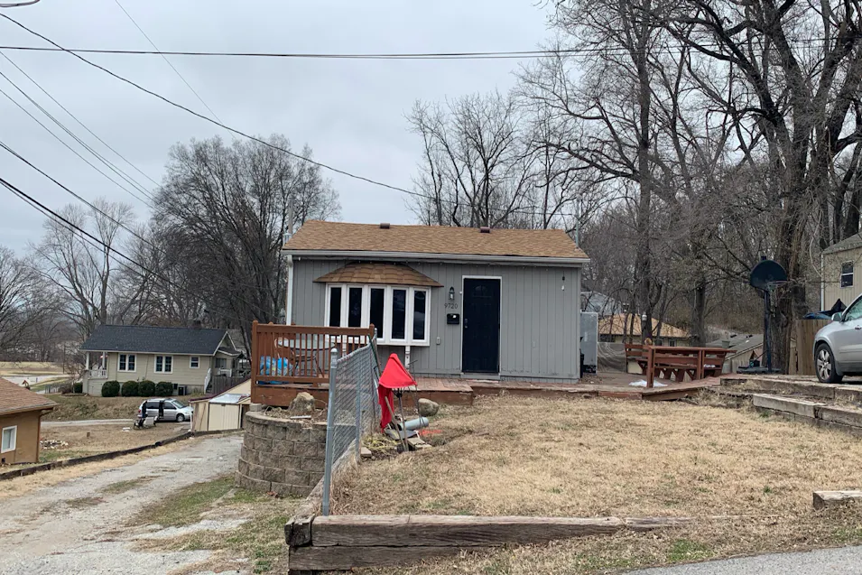 9720 E Scarritt Ave Independence, MO 64053, Jackson County