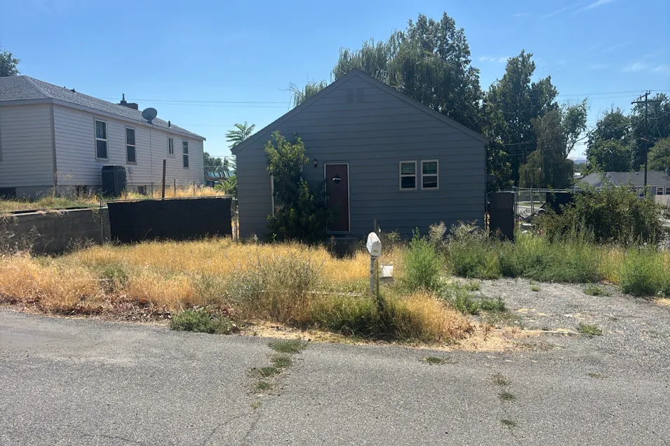 402 E 5th Ave Kennewick, WA 99336, Benton County
