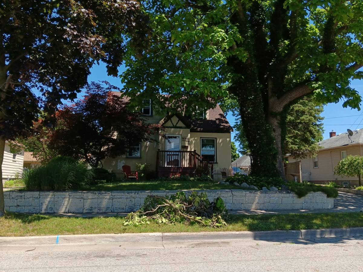 Avon Ave, Wyoming, MI 49519