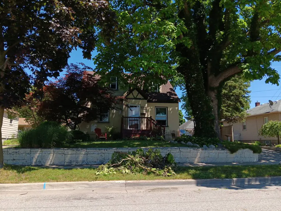 2626 Avon Ave SW Wyoming, MI 49519-2307, Kent County