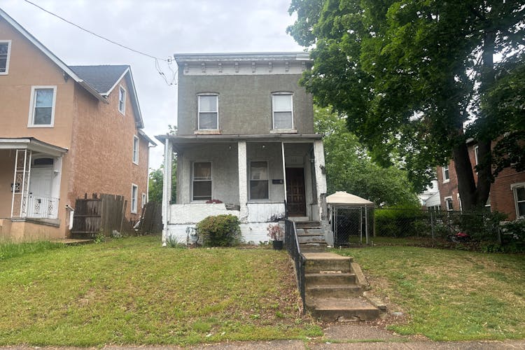 108 N 6th St Darby, PA 19023, Delaware County