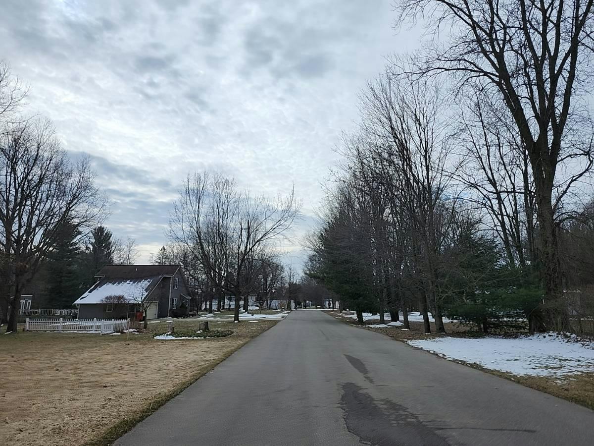 Kroes St, Rockford, MI 49341