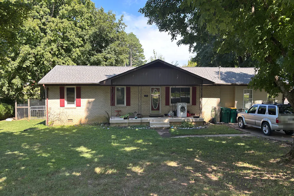 609 Woodcrest St Lewisburg, TN 37091, Marshall County