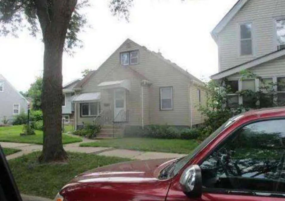 862 Jessamine Ave E Saint Paul, MN 55106, Ramsey County