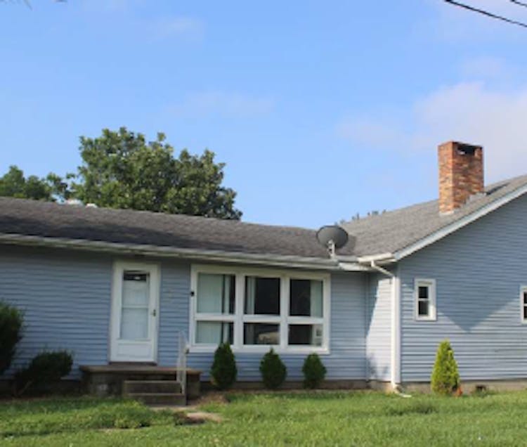 278 E Jackson St Ashley, IL 62808, Washington County