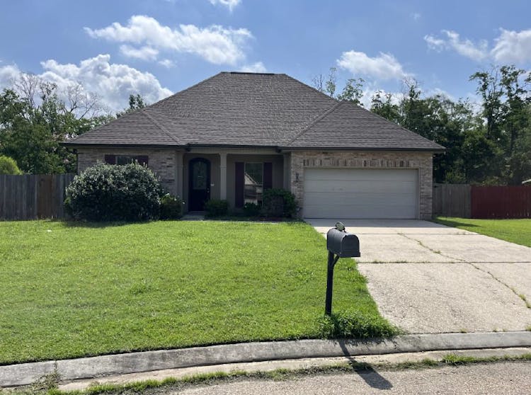 28292 Grand Turk Dr Denham Springs, LA 70726, Livingston County