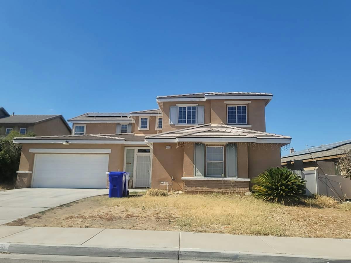 Los Pinos Ct, Victorville, CA 92392 #1
