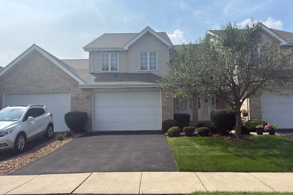 13508 Laramie Ave 22 Crestwood, IL 60445, Cook County