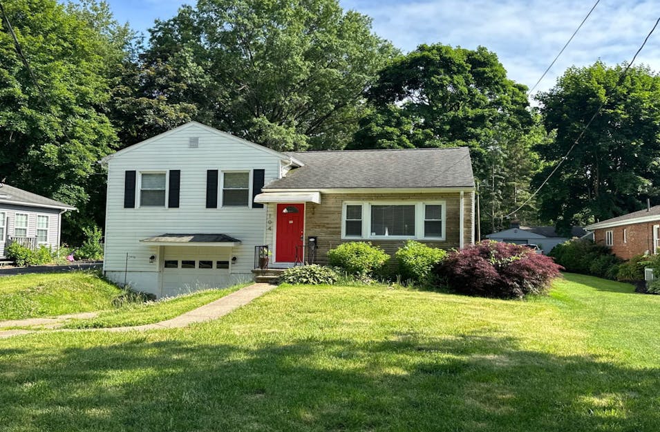 104 Overlook Road Painesville, OH 44077, Lake County