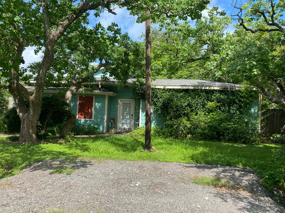 120 5th St San Leon, TX 77539, Galveston County