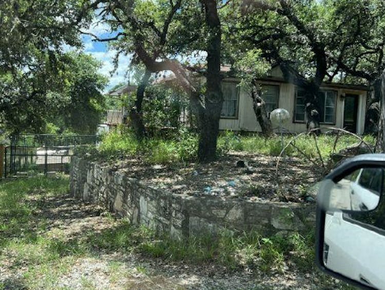 18911 Lookout Mountain Tra Helotes, TX 78023, Bexar County