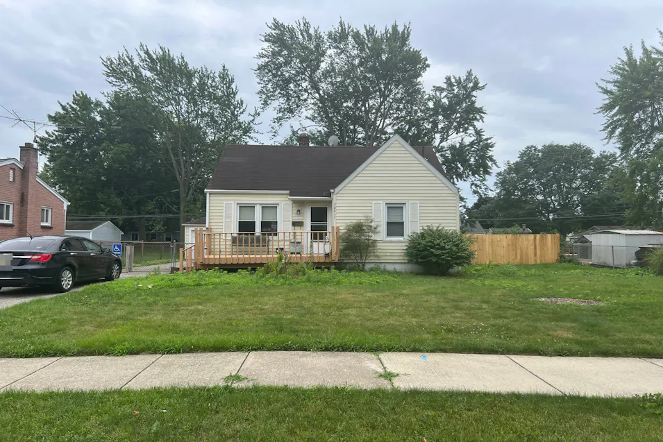 30817 Brown St Garden City, MI 48135, Wayne County