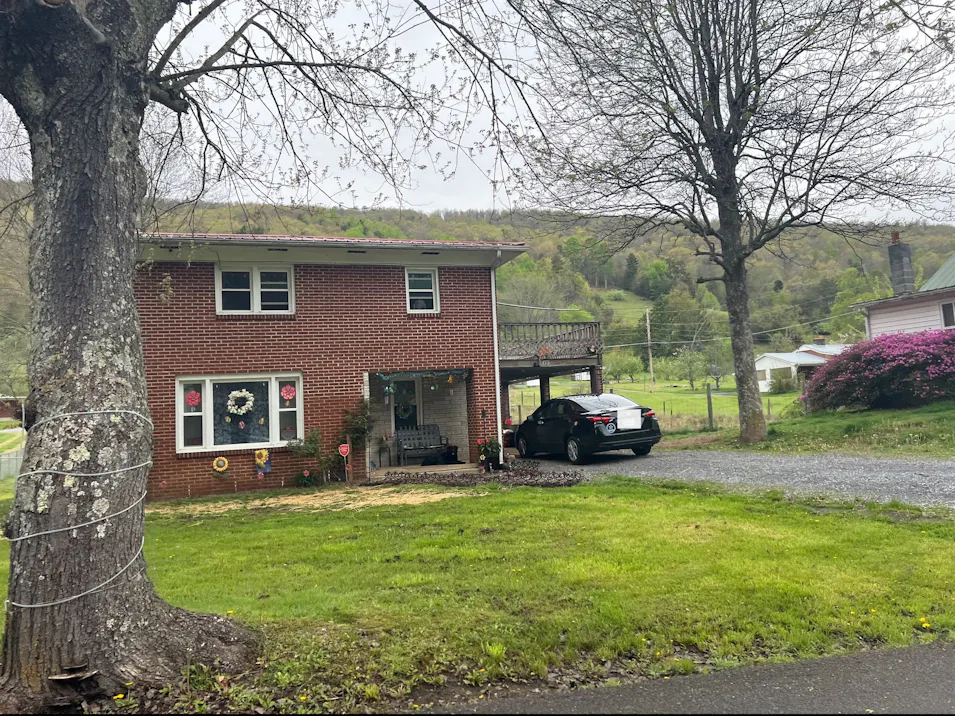 845 Cleghorn Valley Road Marion, VA 24354-6077, Smyth County