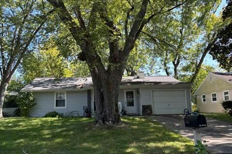 Ridgebury Dr, Dayton, OH 45440