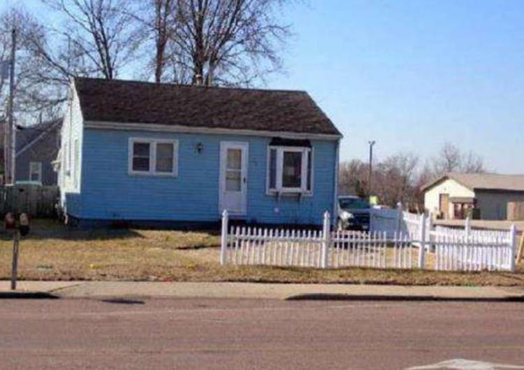 300 Rusche St Creve Coeur, IL 61610, Tazewell County