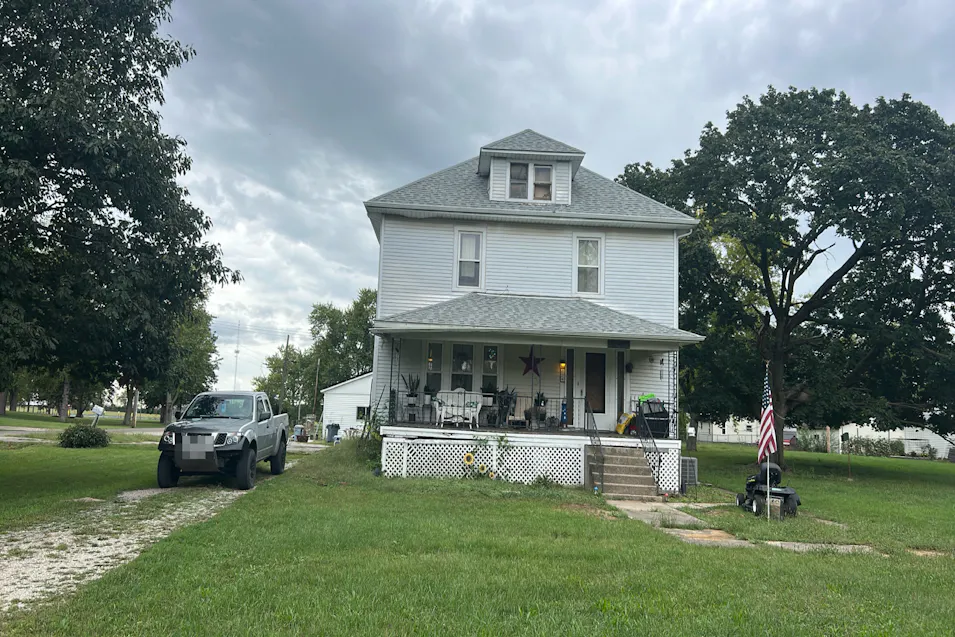 224 S Johnson St Rankin, IL 60960, Vermilion County