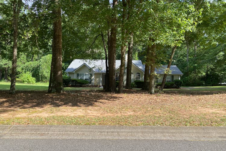 25 Orchard Hills Blvd Newnan, GA 30263, Coweta County