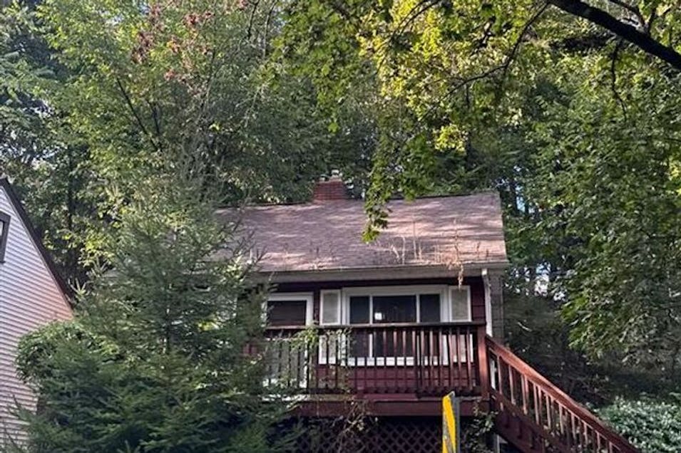 1051 Geyer Road Pittsburgh, PA 15209, Allegheny County