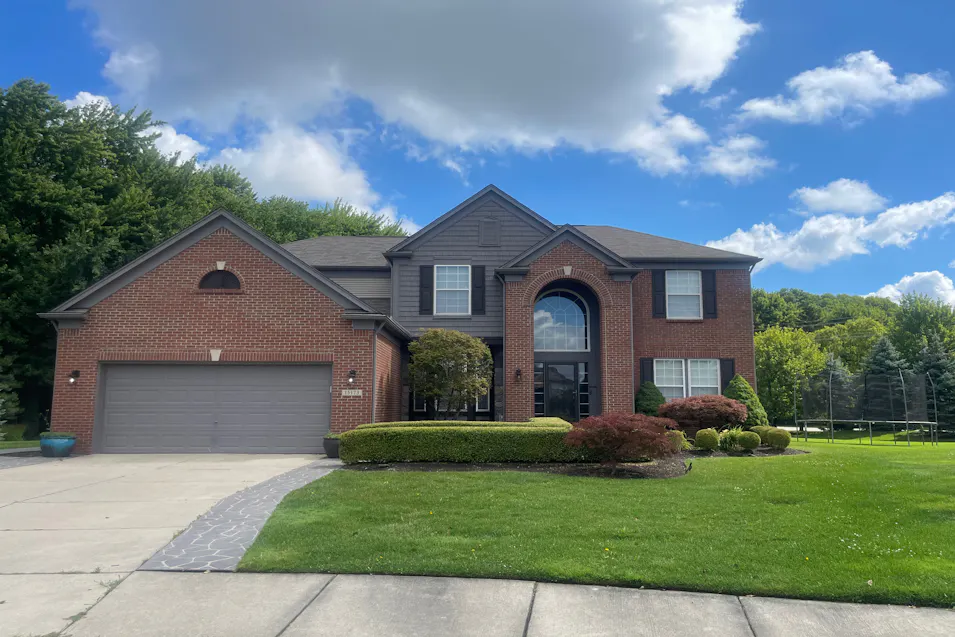 15173 Mill Creek Dr Sterling Heights, MI 48312, Macomb County