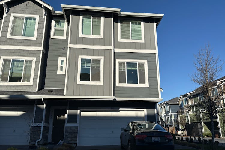 3011 34th Pl Everett, WA 98201, Snohomish County