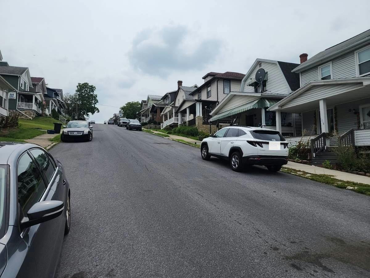 21st Ave, Altoona, PA 16601