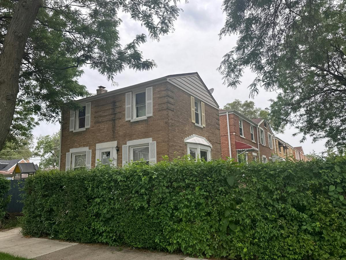 Hyde Park Ave, Bellwood, IL 60104 #1