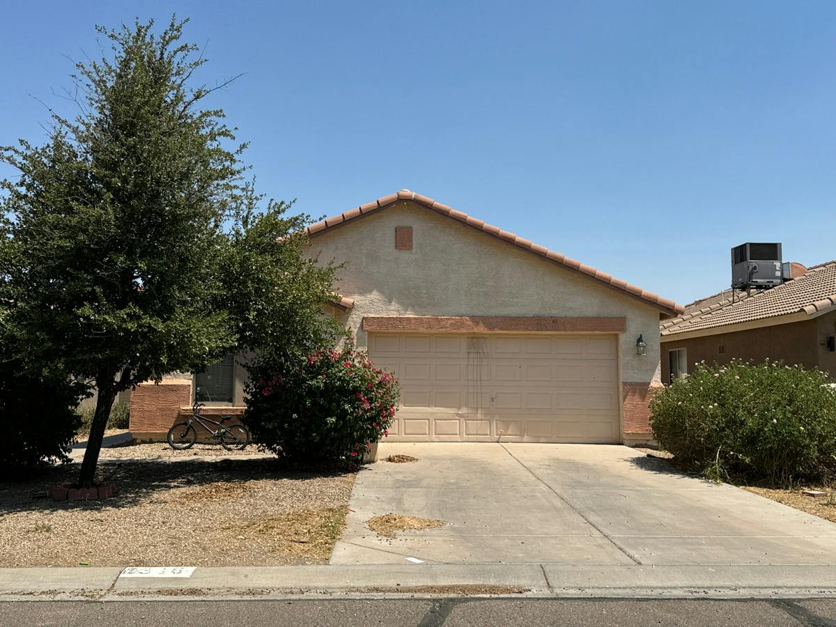 Vernoa St, San Tan Valley, AZ 85140 #1