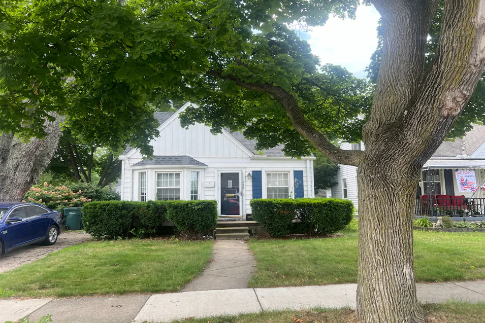 2612 Grindley Park St Dearborn, MI 48124, Wayne County
