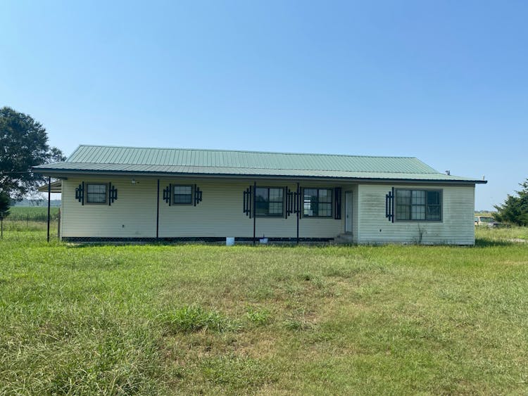 3901 Mitchiner Rd Rayville, LA 71269, Richland County