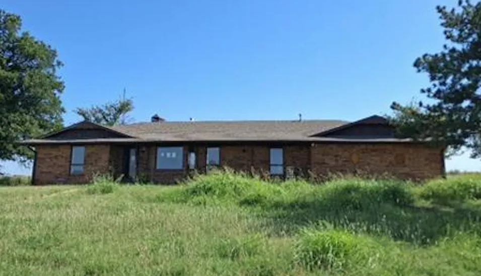 3600 Frontier Perry, OK 73077, Noble County