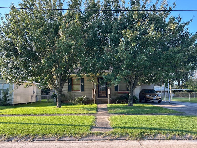 423 Davis Street Jennings, LA 70546, Jefferson Davis County