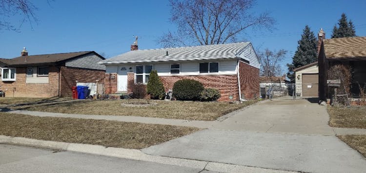 18021 S Wind Drive Fraser, MI 48026, Macomb County