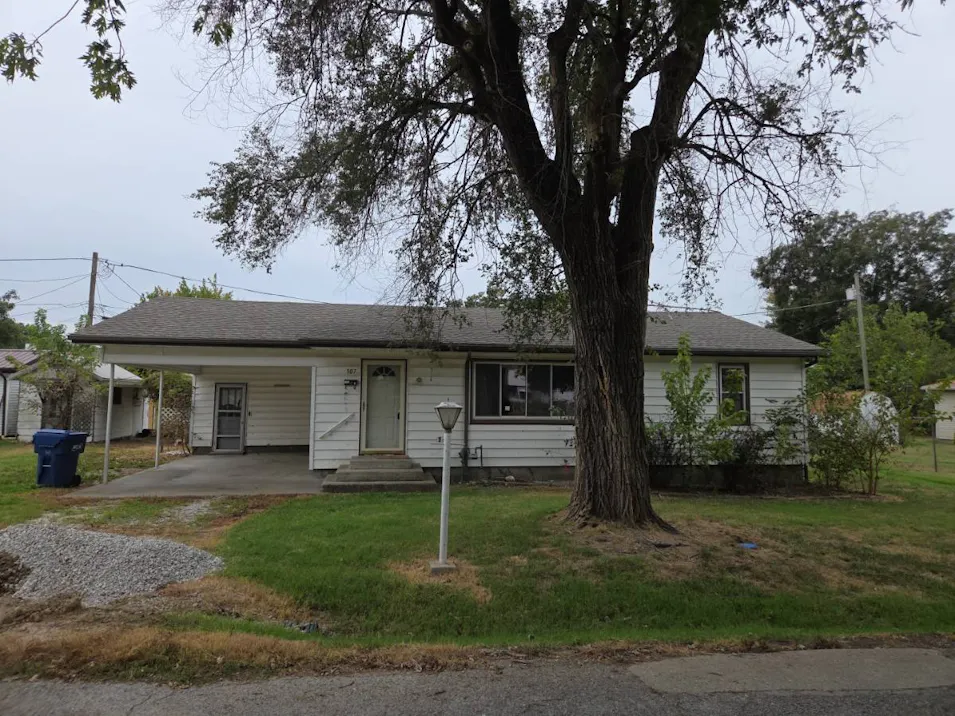 307 Howard St Greenfield, MO 65661, Dade County