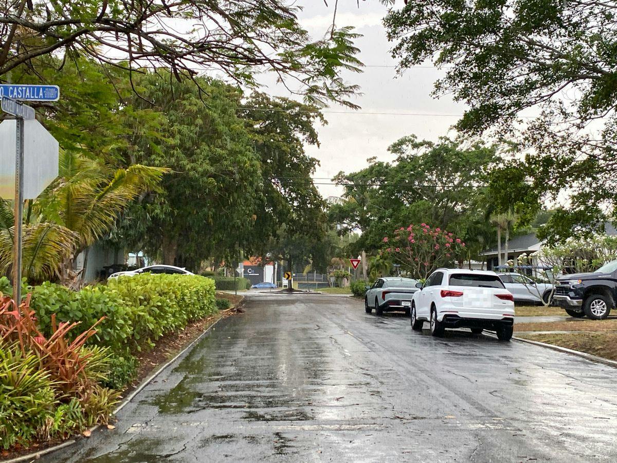 Paseo Castalla , West Palm Beach, FL 33405