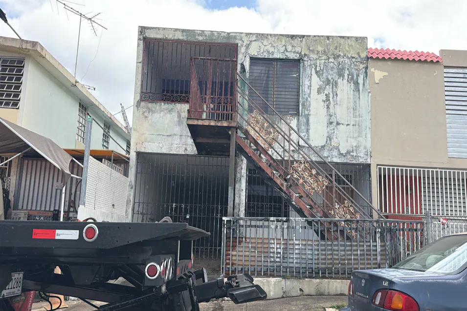 4 -7 41 St Bayamon, PR 00956, Bayamón Municipio County