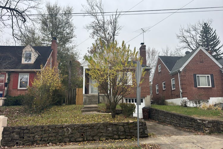 2625 Saint Albans Ave Cincinnati, OH 45237, Hamilton County