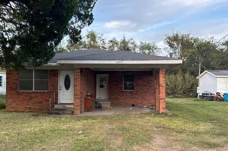 1895-B Old Spanish Trail Hw New Iberia, LA 70560, Saint Martin County