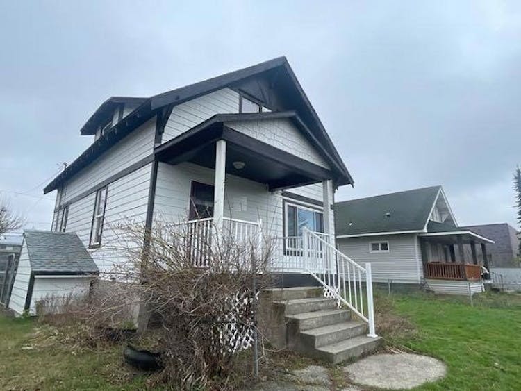3918 N Maple St Spokane, WA 99205, Spokane County