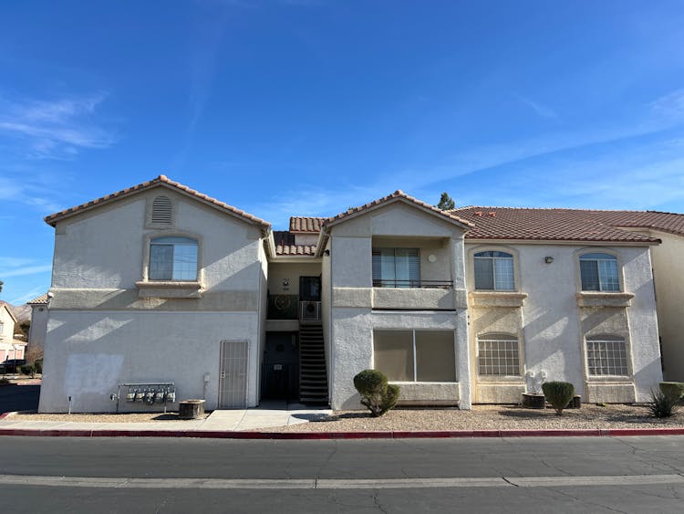 1300 S Arlington St #202 Las Vegas, NV 89104, Clark County