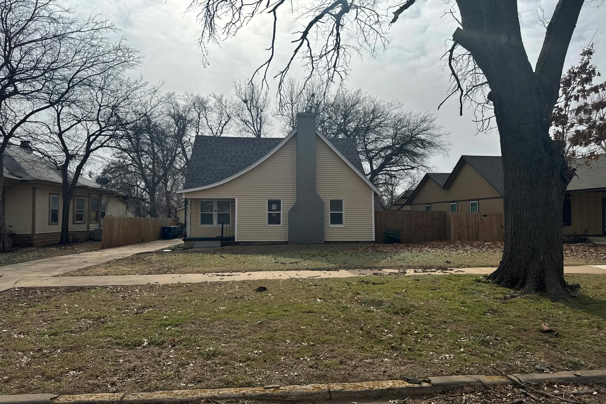 Kansas Ave, Chickasha, OK 73018