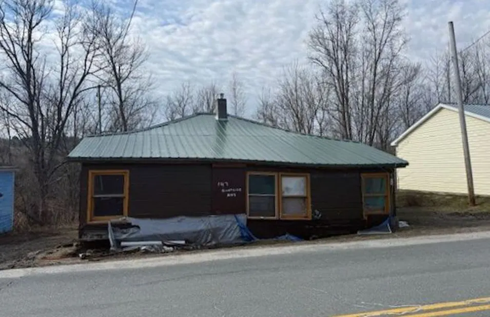 147 Riverside Avenue Lunenburg, VT 05906, Essex County