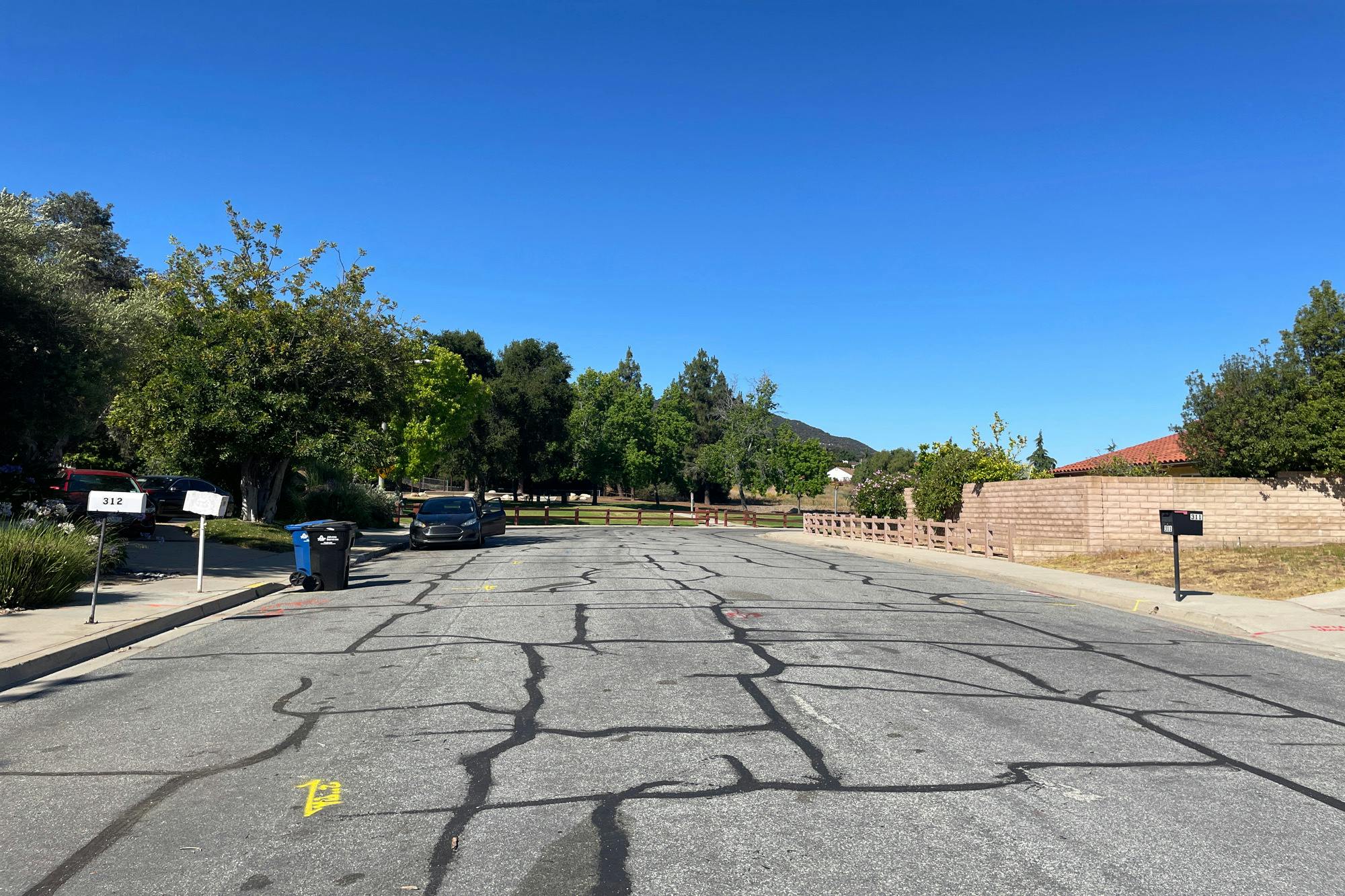 Poplar Crest Ave, Newbury Park, CA 91320