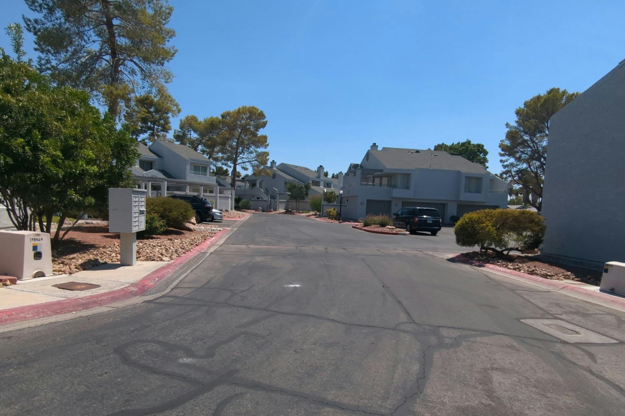 Orchard Ln, Las Vegas, NV 89110
