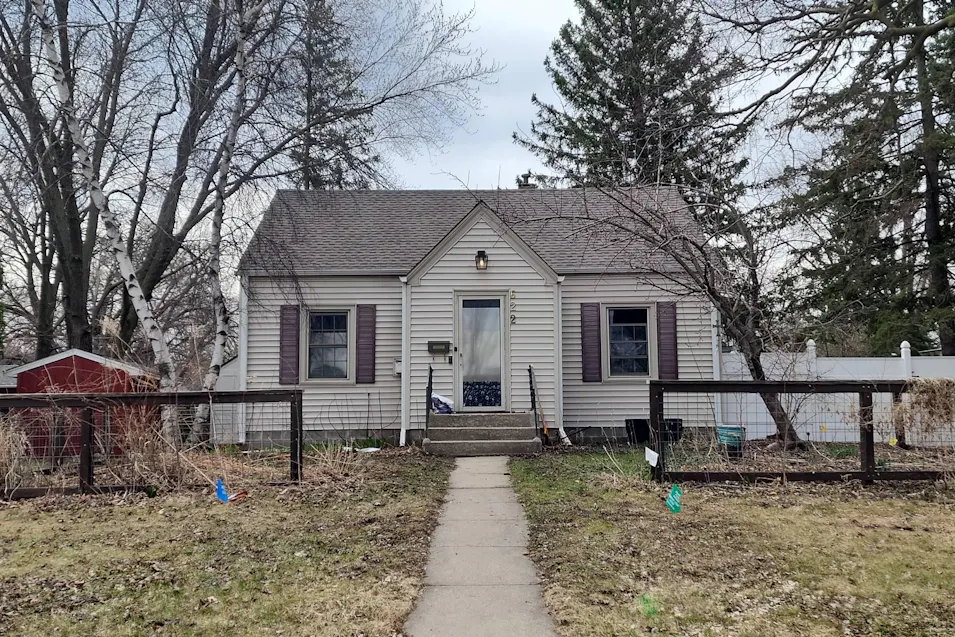 622 2nd Avenue E Shakopee, MN 55379, Scott County