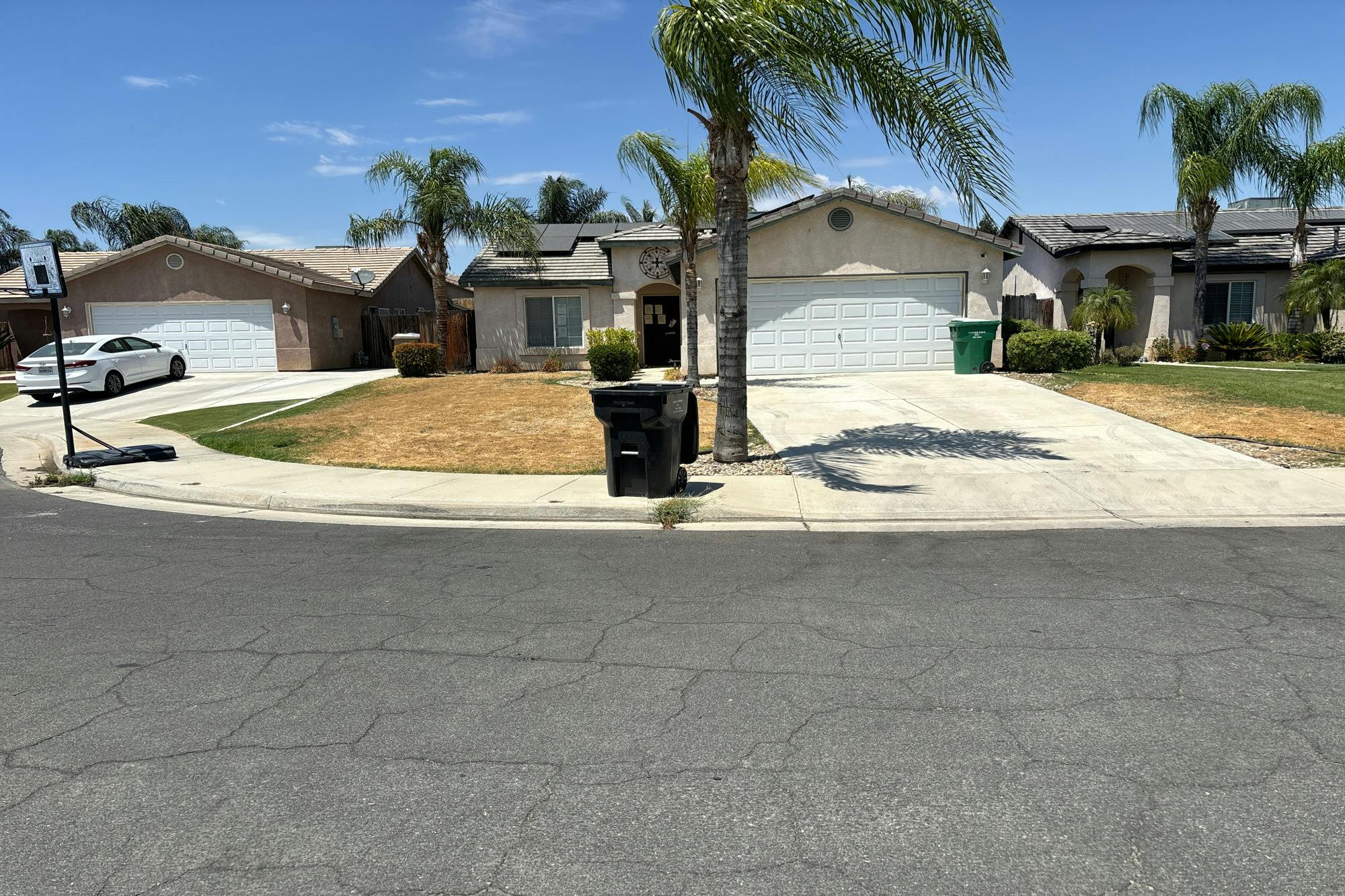Fern Meadow Dr, Bakersfield, CA 93308