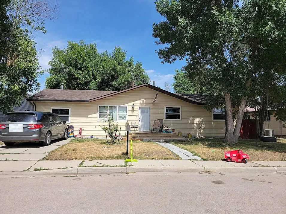 102w Laramie St Gillette, WY 82716, Campbell County