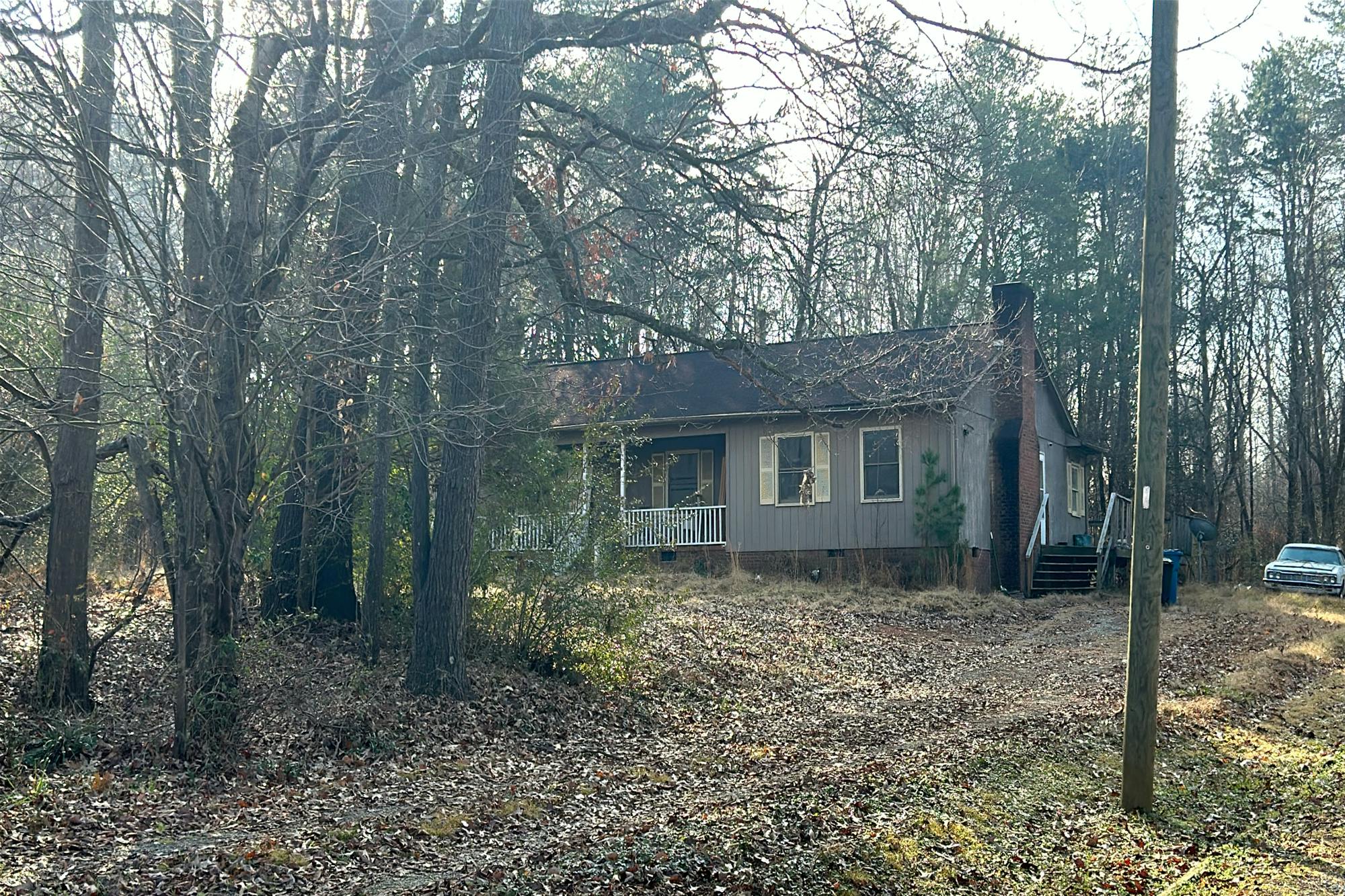 Lyndon Ln, Haw River, NC 27258