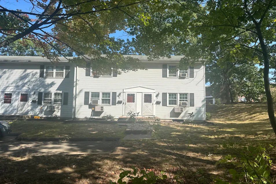 94 East Middle Turnpike, Unit 94-6 Manchester, CT 06040, Hartford County